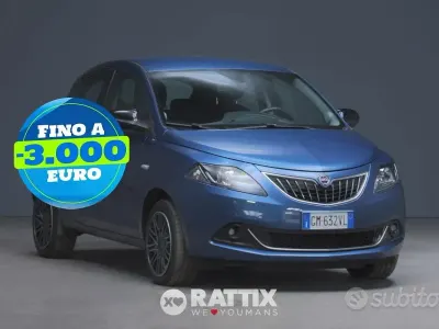 Usata Lancia Ypsilon Gold 70 CV (51 kW) 2023 Blu Utilitaria