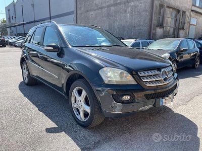 Mercedes ML320