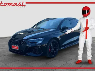 Usata Audi RS3 Design 400 CV (294 kW) 2024 Nero Berlina