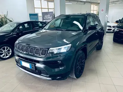 Usata Jeep Compass Summit 130 CV (95 kW) 2025 Grigio SUV
