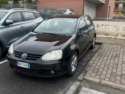 Usata VW Golf VI Comfortline 105 CV (77 kW) 2008 Nero Utilitaria