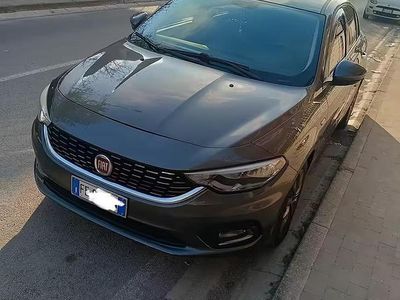 Usata Fiat Tipo Opening Edition 95 CV (69 kW) 2016 Grigio Berlina