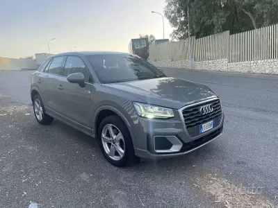 Usata Audi Q2 Admired 116 CV (85 kW) 2019 Grigio SUV