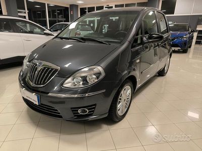 Usata Lancia Musa 95 CV (69 kW) 2011 Grigio Monovolume