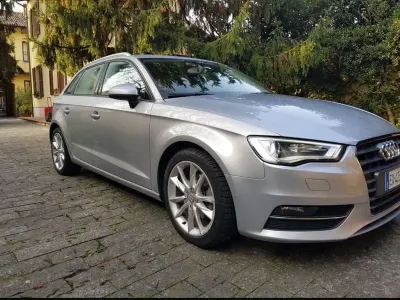 Usata Audi A3 Attraction 110 CV (80 kW) 2015 Grigio Berlina