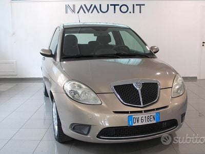 Usata Lancia Ypsilon 60 CV (44 kW) 2009 Marrone Utilitaria
