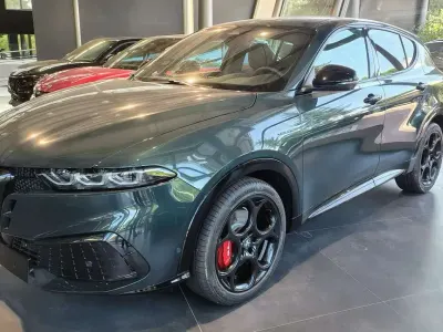 Nuova Alfa Romeo Tonale Veloce 174 CV (127 kW) 2026 Verde SUV