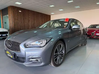 Usata Infiniti Q50 Premium Executive 170 CV (125 kW) 2015 Grigio Berlina