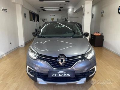 Usata Renault Captur 90 CV (66 kW) 2018 Grigio SUV