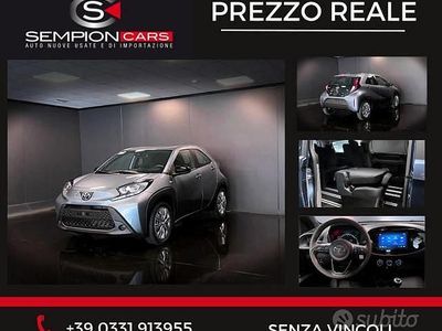 Nuova Toyota Aygo X Active 100 CV (73 kW) 2025 Grigio SUV