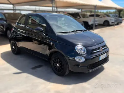Begagnad Fiat 500 Lounge 69 HK (50 kW) 2016 Svart Sedan