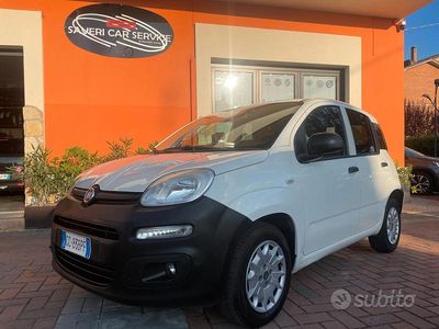 Usata Fiat Panda Easy 101 CV (74 kW) 2020 Bianco Utilitaria