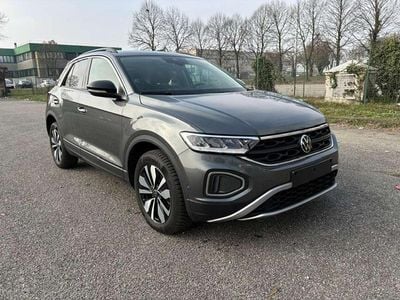Usata VW T-Roc Edition 116 CV (85 kW) 2025 Grigio SUV