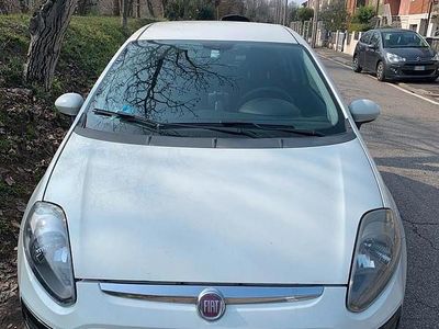 Usata Fiat Punto Evo 65 CV (47 kW) 2011 Bianco Utilitaria