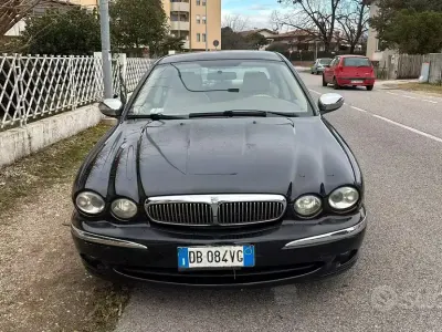 Usata Jaguar X-type 155 CV (114 kW) 2006 Nero Berlina