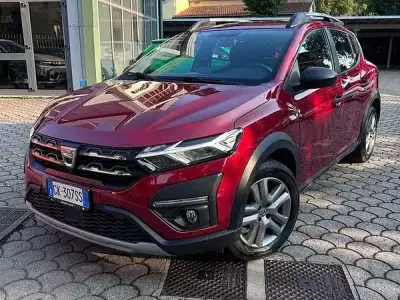 Usata Dacia Sandero Essentiel 101 CV (74 kW) 2022 Rosso Berlina