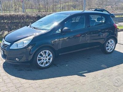 Usata Opel Corsa 2009 Nero Utilitaria
