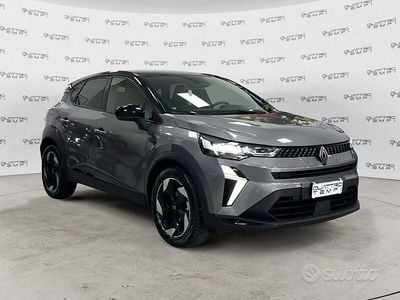 Usata Renault Captur Techno 91 CV (66 kW) 2025 Grigio SUV