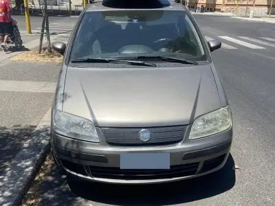 Usata Fiat Idea 90 CV (66 kW) 2006 Marrone Monovolume