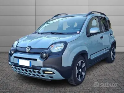 Usata Fiat Panda Launch Edition 70 CV (51 kW) 2021 Blu Utilitaria