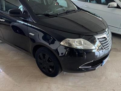 Usata Lancia Ypsilon Gold 69 CV (50 kW) 2012 Nero Utilitaria
