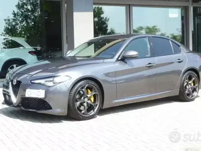 Usata Alfa Romeo Giulia Super 201 CV (147 kW) 2018 Grigio Berlina