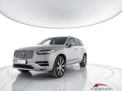 Usata Volvo XC90 Ultimate 250 CV (183 kW) 2024 Crystal white SUV