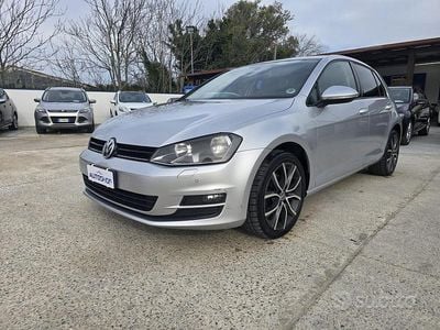 Usata VW Golf VII Trendline 105 CV (77 kW) 2013 Grigio Berlina