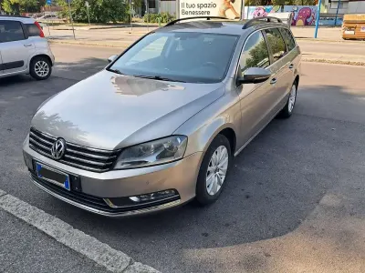 Usata VW Passat Comfortline 150 CV (110 kW) 2013 Grigio Station wagon