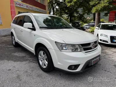 Usata Fiat Freemont Lounge 140 CV (102 kW) 2013 Bianco SUV