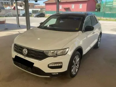 Usata VW T-Roc Style 150 CV (110 kW) 2019 Bianco SUV