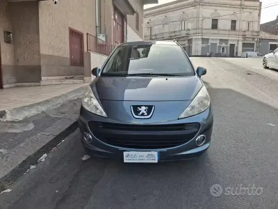 Usata Peugeot 207 73 CV (53 kW) 2009 Grigio Berlina