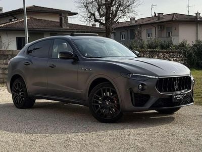Usata Maserati Levante 430 CV (316 kW) 2021 Grigio SUV