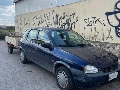 Usata Opel Corsa 60 CV (44 kW) 1997 Blu/azzurro Utilitaria