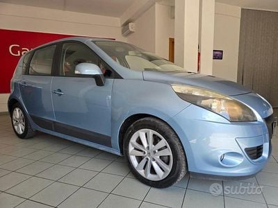 Usata Renault Scénic III XMOD 105 CV (77 kW) 2010 Monovolume