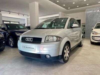 Usata Audi A2 75 CV (55 kW) 2002 Grigio Utilitaria