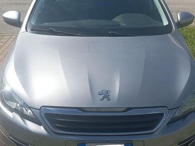 Usata Peugeot 308 SW 130 CV (95 kW) 2015 Grigio Station wagon