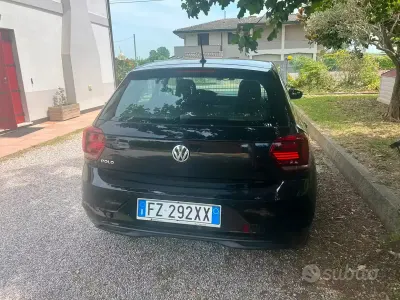 Usata VW Polo 80 CV (58 kW) 2020 Nero Utilitaria