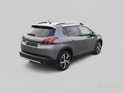 Usata Peugeot 2008 100 CV (73 kW) 2016 SUV