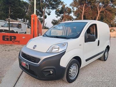Usata Fiat Fiorino 80 CV (58 kW) 2018 Bianco Monovolume