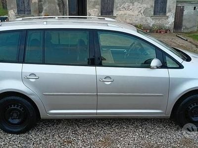 Usata VW Touran 2007 Grigio Monovolume