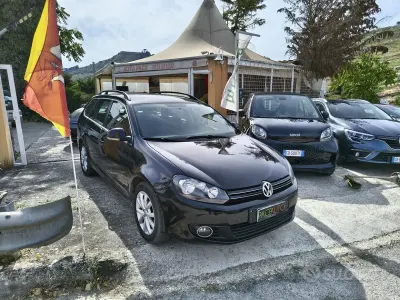 Usado VW Golf VI Trendline 105 CV (77 kW) 2011 Negro Utilitario