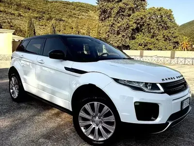 Usata Land Rover Range Rover evoque 150 CV (110 kW) 2017 Bianco SUV