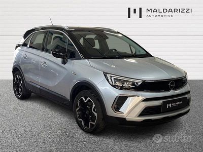 Usata Opel Crossland X Ultimate 110 CV (80 kW) 2023 Grigio SUV
