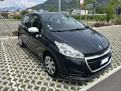 Usata Peugeot 208 Active 68 CV (50 kW) 2018 Utilitaria