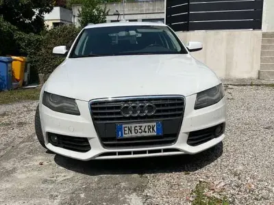 Usata Audi A4 Ambiente 120 CV (88 kW) 2011 Bianco Station wagon
