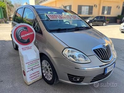 Usata Lancia Musa 77 CV (56 kW) 2012 Giallo Monovolume