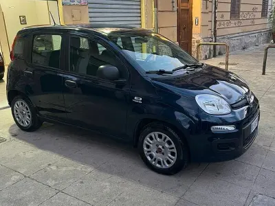 Usata Fiat Panda 70 CV (51 kW) 2021 Blu Utilitaria