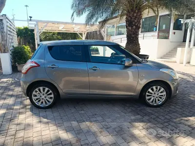 Usata Suzuki Swift GL 75 CV (55 kW) 2012 Grigio Utilitaria