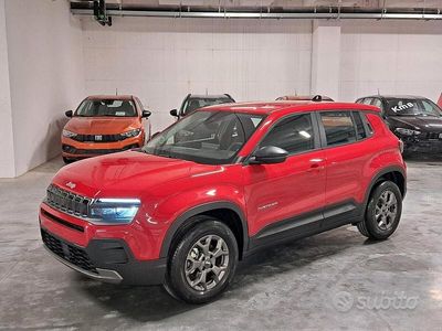 Usata Jeep Avenger Longitude 101 CV (74 kW) 2024 Rosso SUV